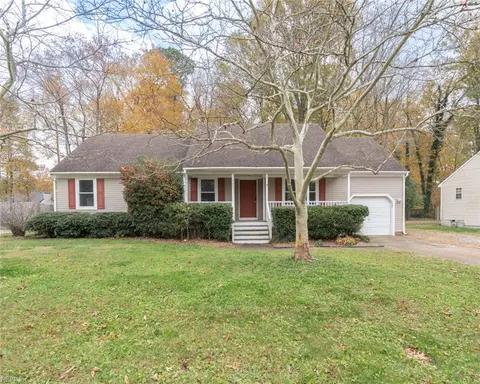 329 Driftwood Dr, Chesapeake, VA 23320