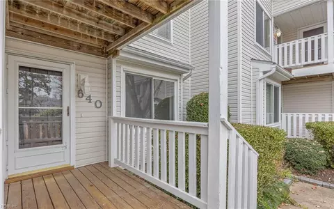 640 Seawatch Cv, Virginia Beach, VA 23451