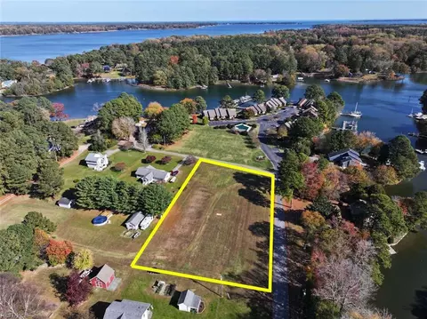 lot7 Family Ln, Mathews County, VA 23035