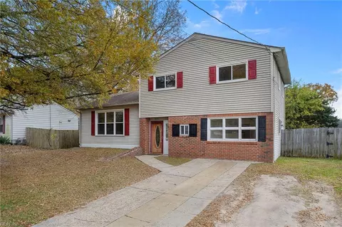 4881 Honeygrove Rd, Virginia Beach, VA 23455