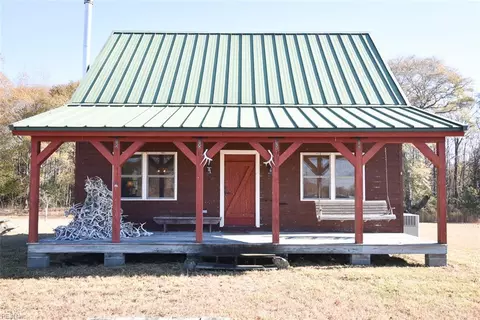 28094 Clarksbury Rd, Southampton County, VA 23827