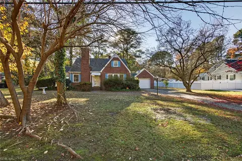 4529 Wake Forest Rd, Portsmouth, VA 23703