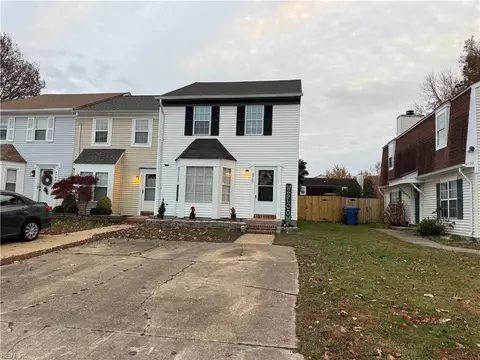 4737 Greenlaw Dr, Virginia Beach, VA 23464