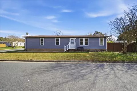 1097 Whales Run Ct, Virginia Beach, VA 23454