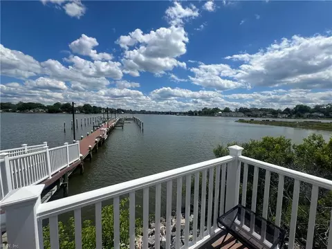 240 Dockside Dr # C, Hampton, VA 23669 photo 5