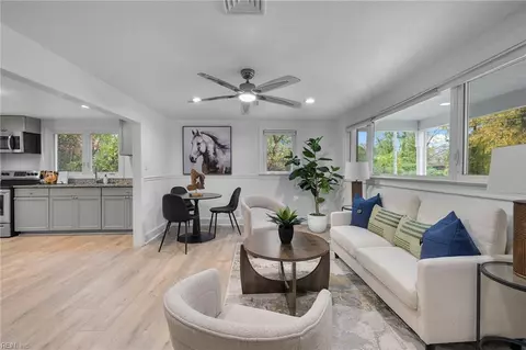 417 Hollywood Ave, Suffolk, VA 23434