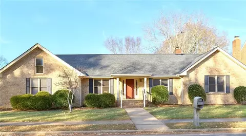 4729 Berrywood Rd, Virginia Beach, VA 23464
