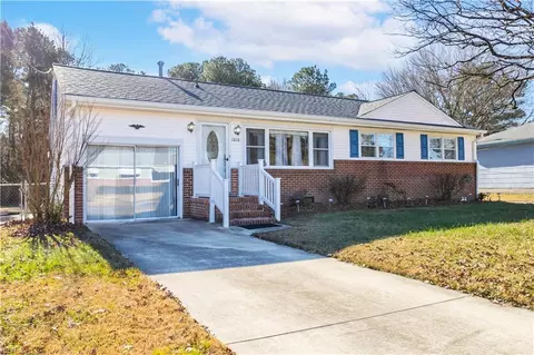 1016 Shore Rd, Chesapeake, VA 23323