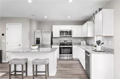 Kitchen - 216 Summit Path, Franklin, VA 23851 photo 1 of 3
