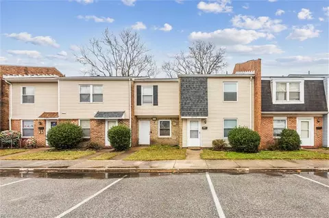 4618 Greenwood Dr, Portsmouth, VA 23701