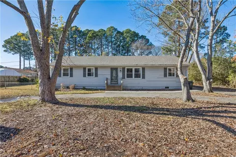 197 Cedar Rd, Poquoson, VA 23662