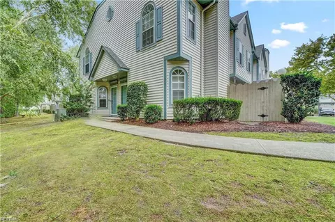 4512 Shallowford Cir, Virginia Beach, VA 23462