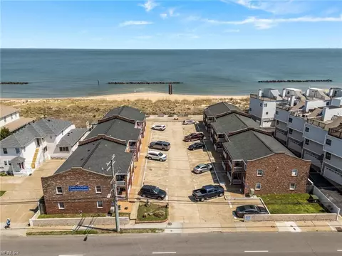 828 E Ocean View Ave #1, Norfolk, VA 23503
