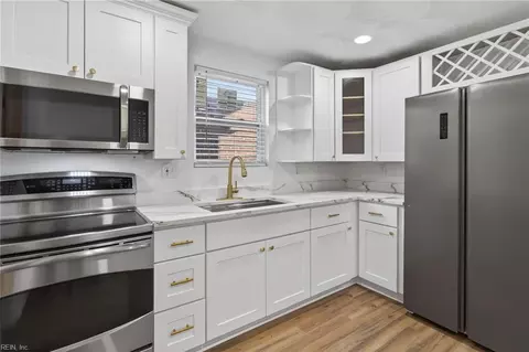 2608 Corprew Ave, Norfolk, VA 23504