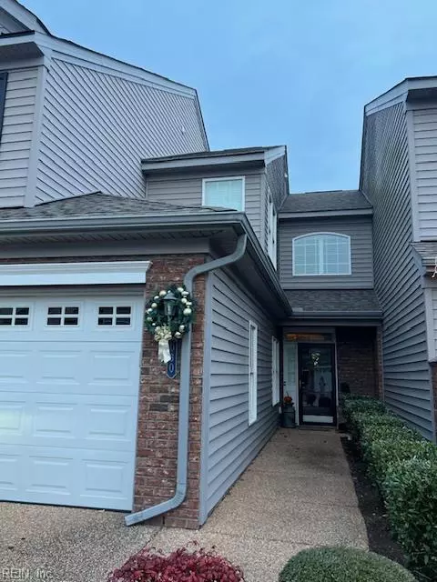 1030 Eagle Pointe Way, Chesapeake, VA 23322