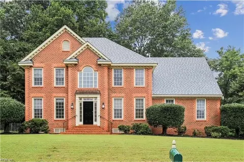 97 Holly Grv, Williamsburg, VA 23185