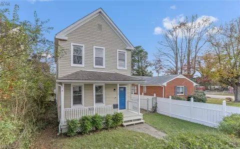 1106 Victoria Blvd, Hampton, VA 23661