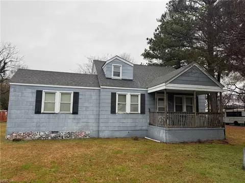 701 Wingfield Ave, Chesapeake, VA 23325