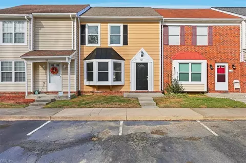 121 Whitewater Dr, Newport News, VA 23608