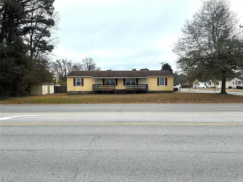308 Elizabeth St, Suffolk, VA 23434