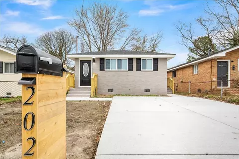 202 W Kelly Ave, Hampton, VA 23605