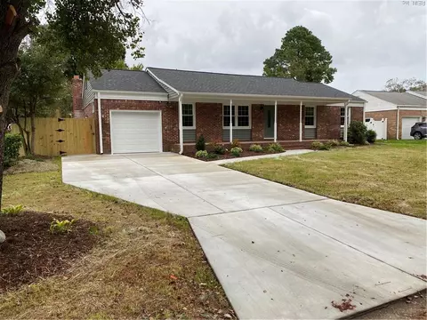 590 Cardamon Dr, Virginia Beach, VA 23464