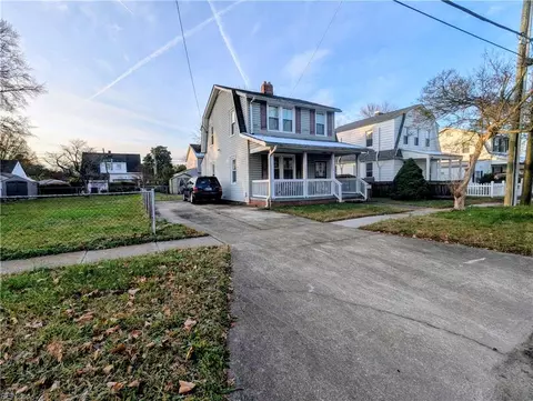 125 Rogers Ave, Norfolk, VA 23505