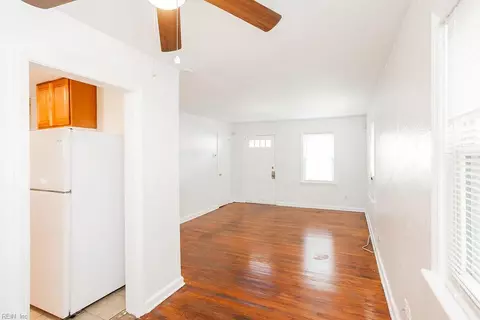 Living - 593 Thole St, Norfolk, VA 23505 photo 5 of 6