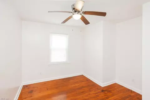 Bedroom - 593 Thole St, Norfolk, VA 23505 photo 4 of 15