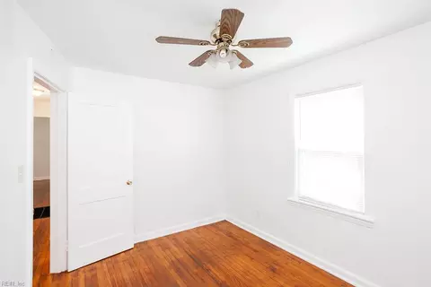 Bedroom - 593 Thole St, Norfolk, VA 23505 photo 13 of 15