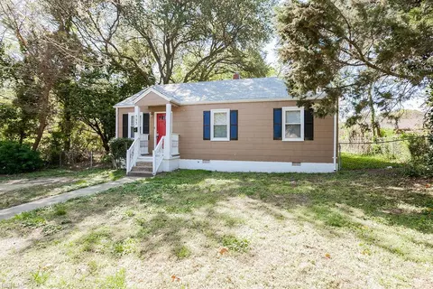 Exterior - 593 Thole St, Norfolk, VA 23505 photo 3 of 12