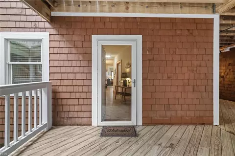 107 W Gray Eagle St #107, Nags Head, NC 27959