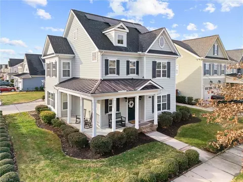 1901 Channing Ln, Virginia Beach, VA 23456