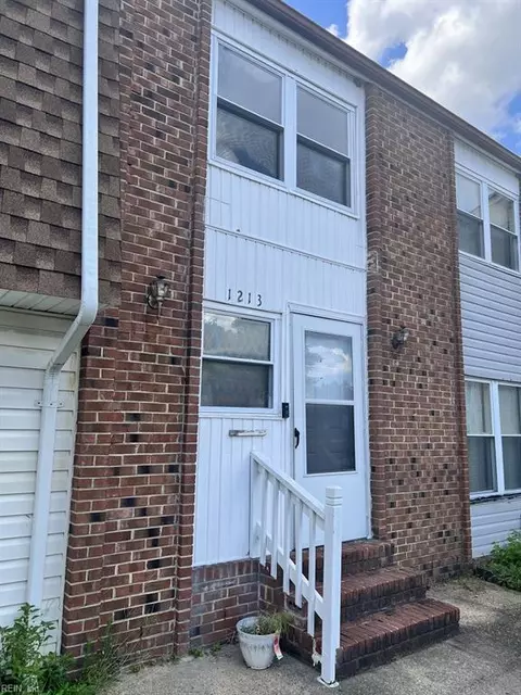 1213 Clydesdale Ln, Virginia Beach, VA 23464