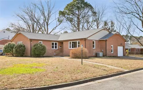 117 Kittywake Dr, Newport News, VA 23602