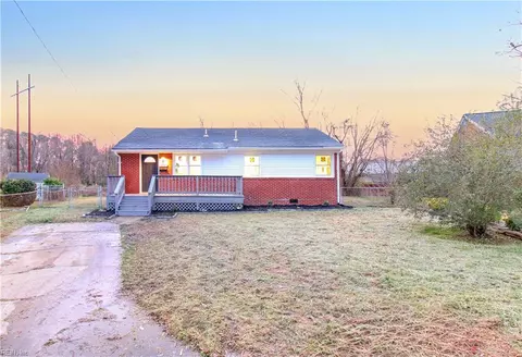 103 Mccall Ct, Hampton, VA 23666