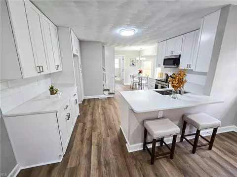 228 Oakengate Turn Turn, Virginia Beach, VA 23462