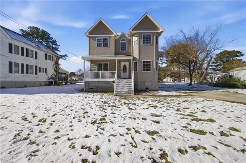 9 Johnson Rd, Hampton, VA 23664