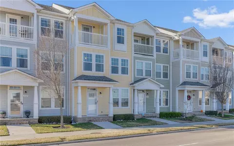 1027 E Ocean View Ave, Norfolk, VA 23503