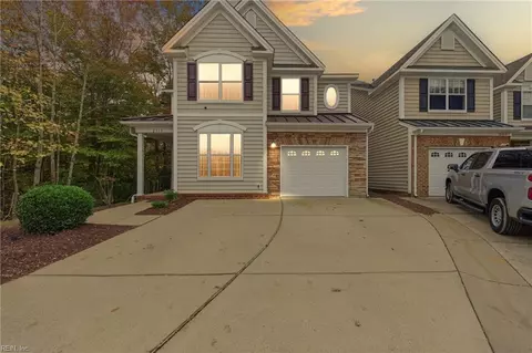 2313 Silver Charm Cir, Suffolk, VA 23435