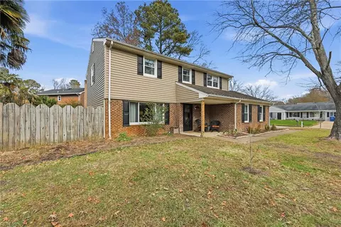 2512 Olympic Ct, Virginia Beach, VA 23453