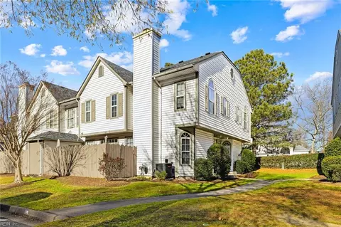 1434 Shortleaf Ln, Chesapeake, VA 23320