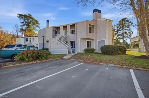 4760 Red Duck Ct, Virginia Beach, VA 23462