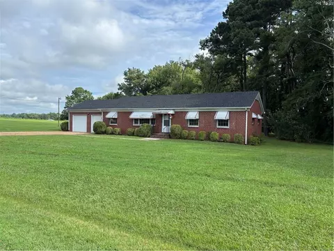12107 Appleton Rd, Ivor, VA 23866