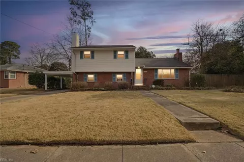 1643 Banning Rd, Norfolk, VA 23518