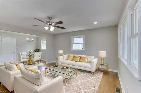 109 Woodstock St, Portsmouth, VA 23701