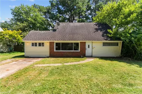 1817 Hartford Dr, Norfolk, VA 23518