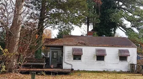 921 Martin Ave, Portsmouth, VA 23701