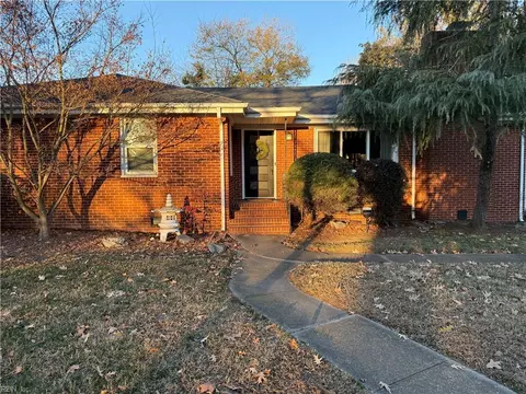 4401 Gosnold Ave, Norfolk, VA 23508