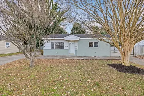 592 N Witchduck Rd, Virginia Beach, VA 23462